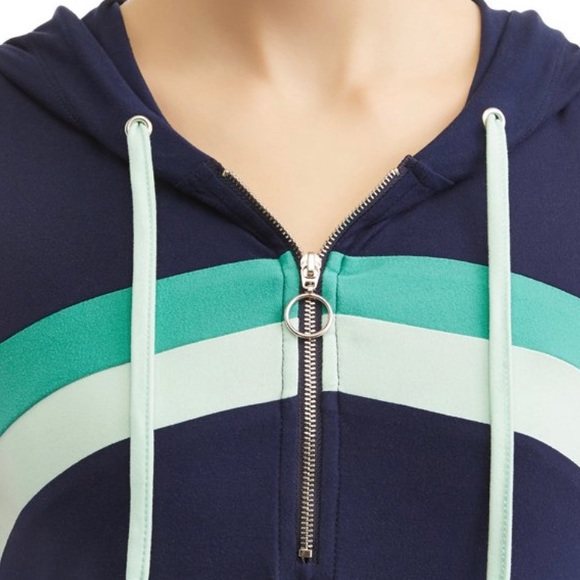 NO BOUNDARIES JUNIORS STRIPED ZIP FRONT SHORT SLEEVE HOODED KNIT DRESS - Picture 3 of 5